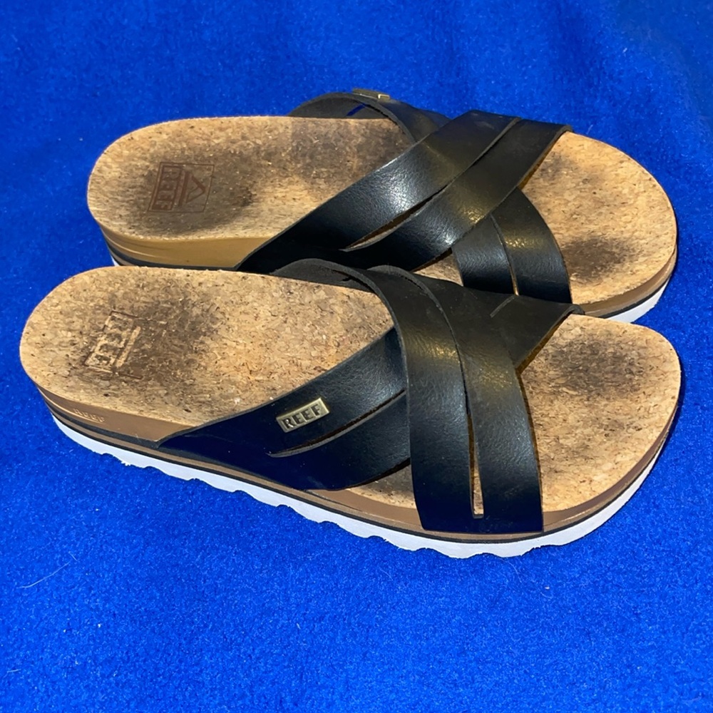 🖤Women’s Reef Cushion Bloom Hi Platform Slides🖤
